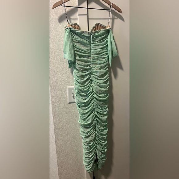 💃 MISS CIRCLE Queenby Off Shoulder Mesh Maxi Dress Sz M - Picture 6 of 7